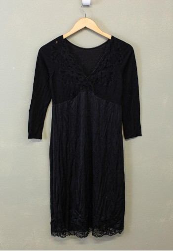 40% New Vintage Y2K Slip Dress Black Half Sleeve With Lace Details