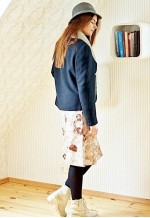 Black long sleeve vintage jacket with grey fur collar